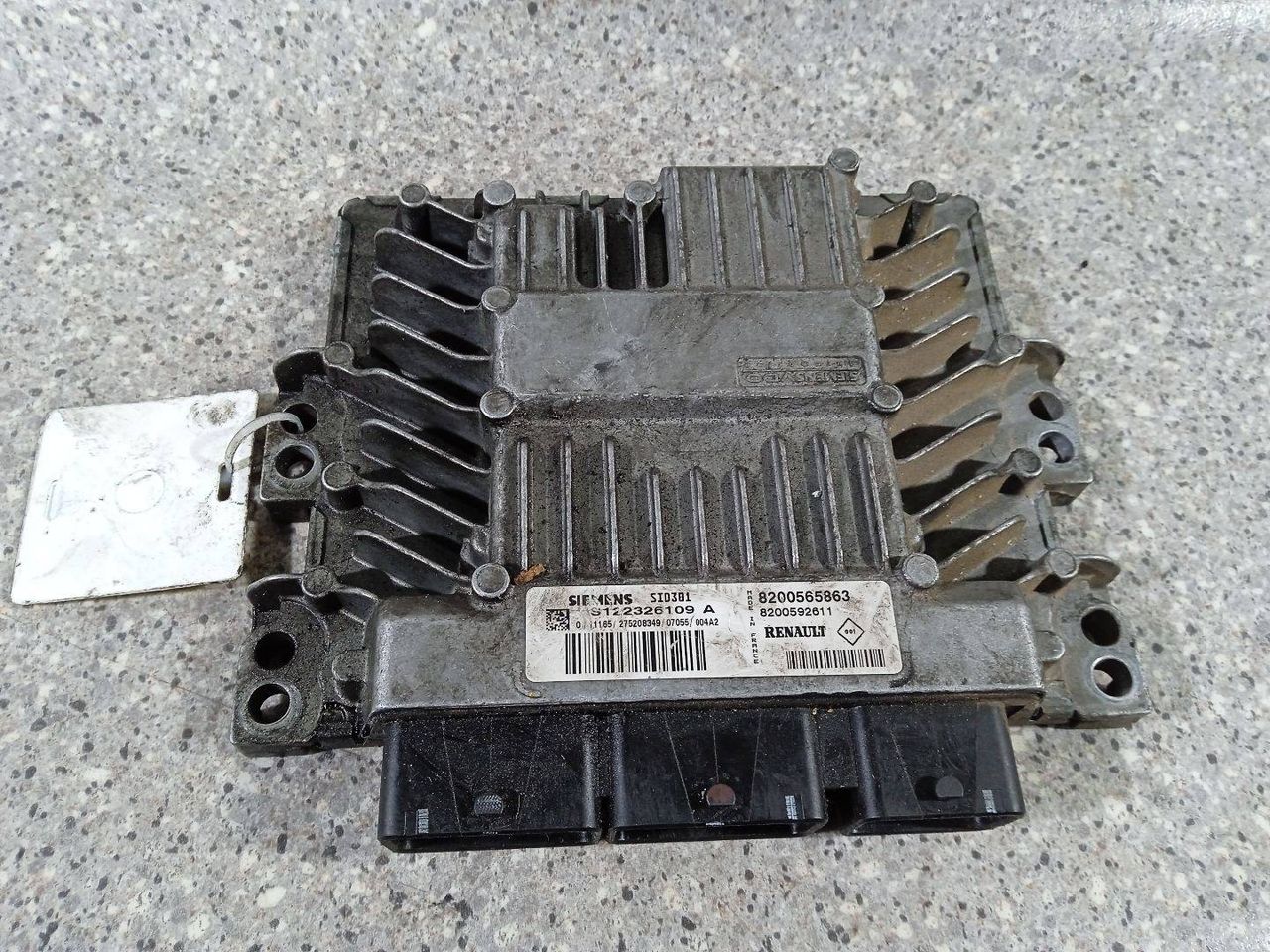 блок управления двигателем Renault Scenic 2 поколение (2003 - 2006), 1.5 л., DCi, K9K 732, дизель, 8200565863, 8200592611, S122326109A - фото №1
