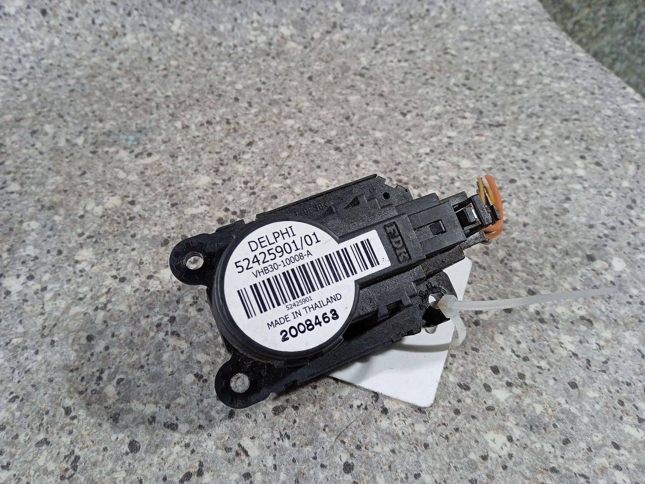 моторчик заслонки печки Opel Insignia 1 поколение (A) (2008 - 2014), 5242590101, VHB30-0008-A, 52425901 - фото №1
