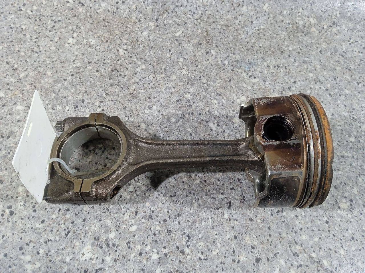 поршень Chevrolet Cruze 1 поколение (2009 - 2012), 1.6 л., i, F16D4, бензин - фото №1