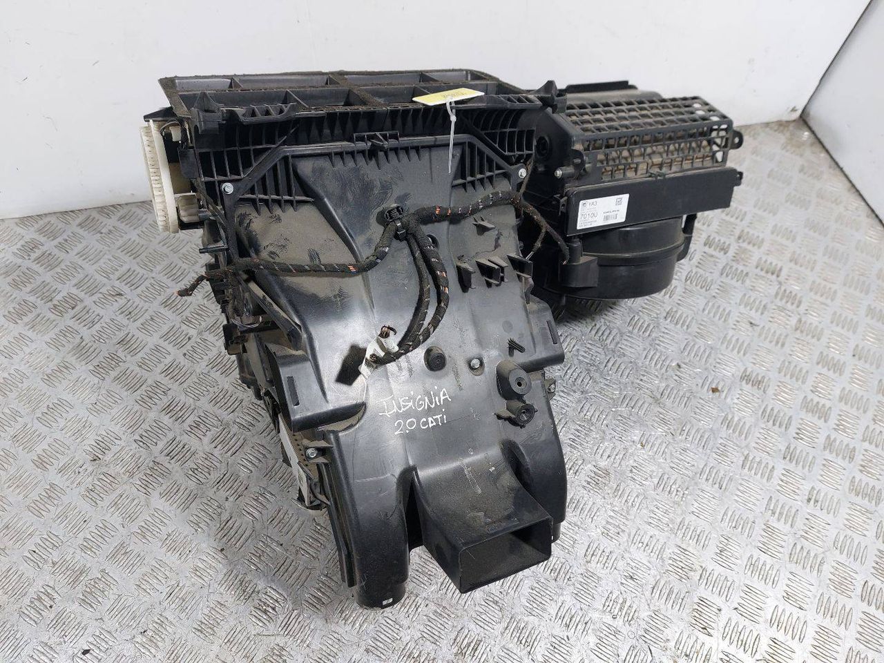 корпус отопителя (печки) Opel Insignia 1 поколение (A) (2008 - 2014), 273910732, 52426696, 13257010 - фото №1