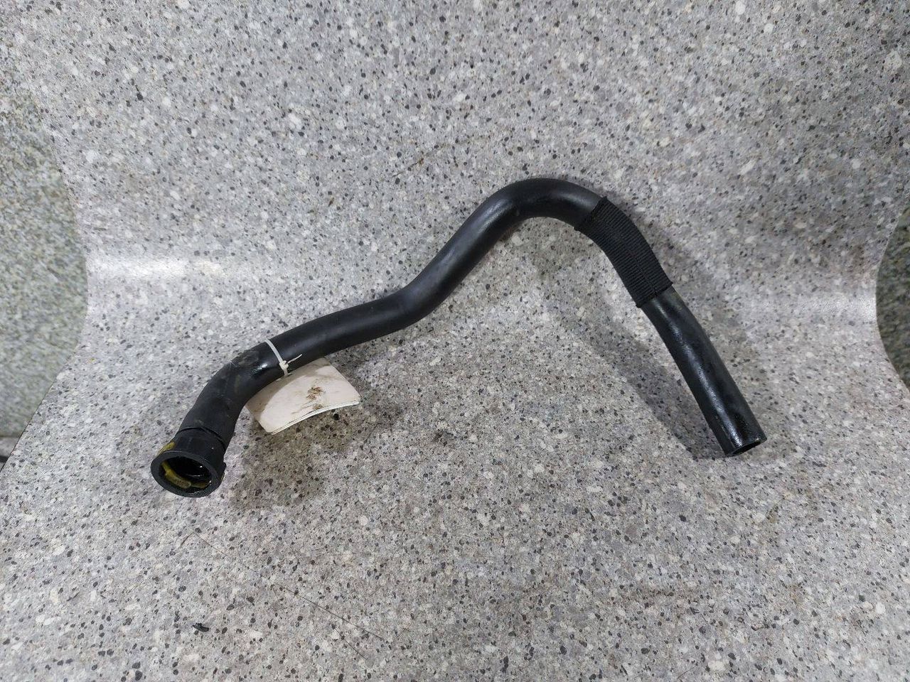 патрубок (трубопровод, шланг) Renault Megane 2 поколение (2002 - 2006), 1.9 л., DCi, F9Q 800, дизель, МКПП, 8200185227-B - фото №1
