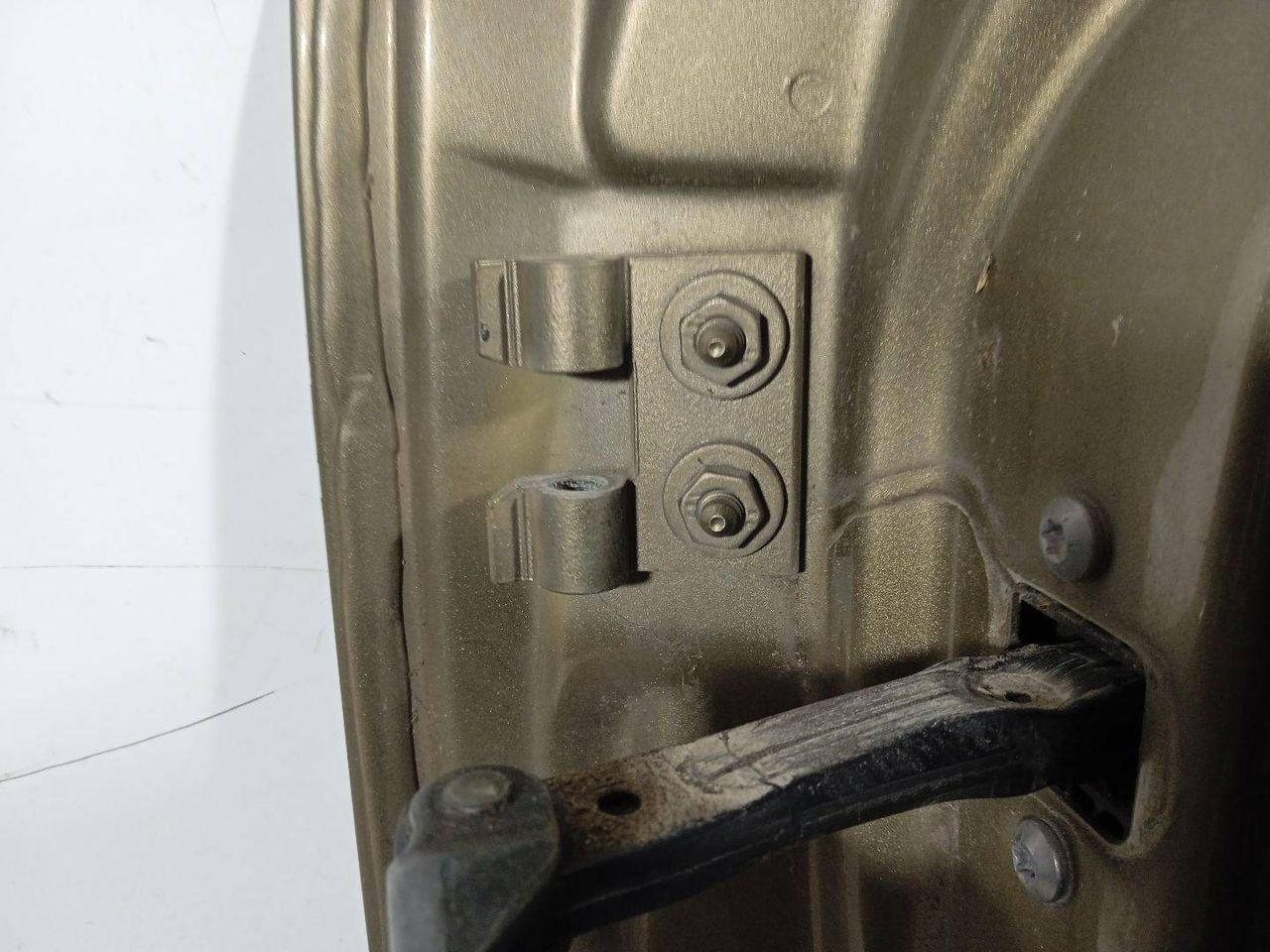 петля двери BMW 1 серия E81/E82/E87/E88 (2004 - 2007), хетчбэк 5 дв. - фото №1