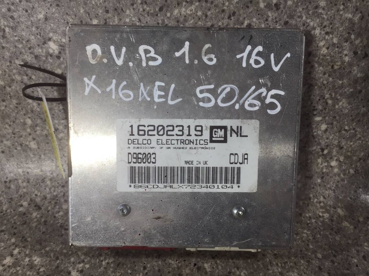 блок управления двигателем Opel Vectra B (1995 - 1999), 1.6 л., i, X 16 XEL, бензин, 162023019, D96003 - фото №1