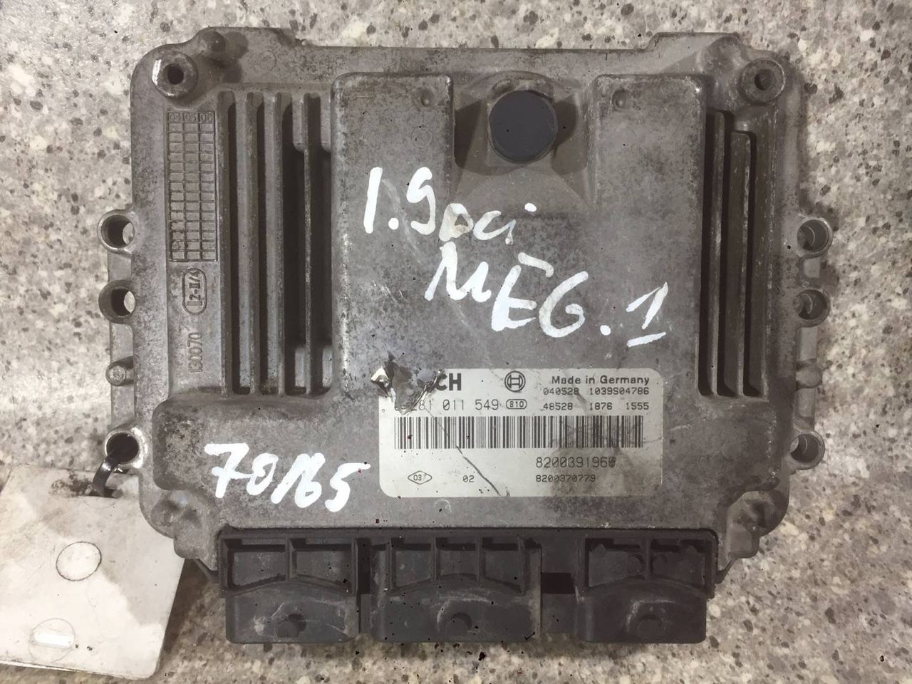 блок управления двигателем Renault Megane 2 поколение (2002 - 2006), 1.9 л., DCi, F9Q 800, дизель, 8200391966, 0281011549 - фото №1