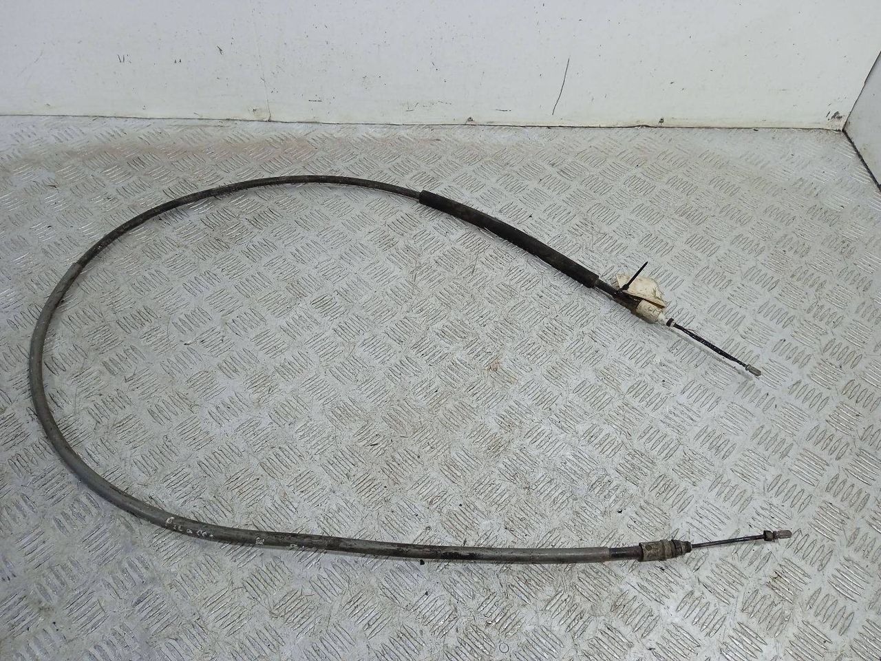 трос ручника Citroen Xsara Picasso 1 поколение (1999 - 2004), 9643731980 - фото №1