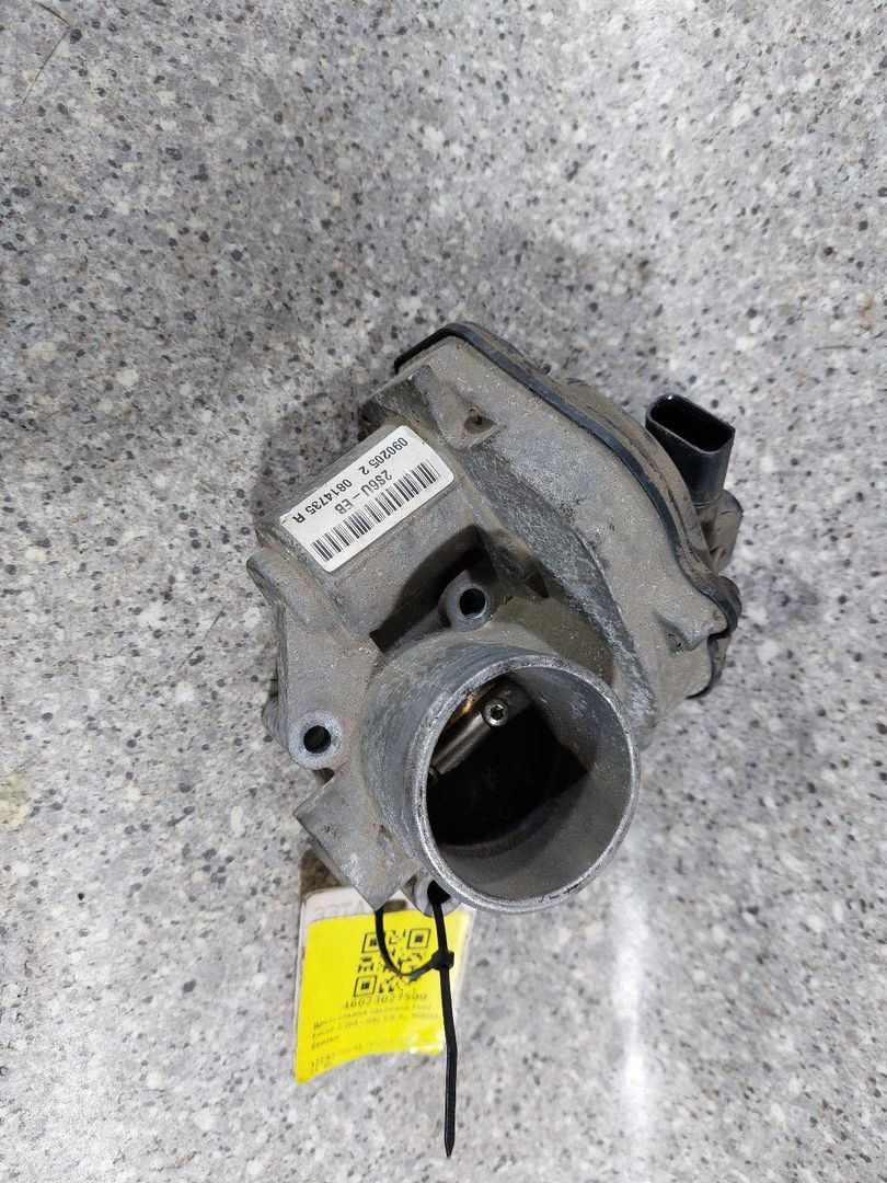 заслонка дроссельная Ford Focus 2 поколение (2004 - 2008), 1.6 л., HWDA, бензин, 2S6U-EB, 0902052, 0814735R - фото №1