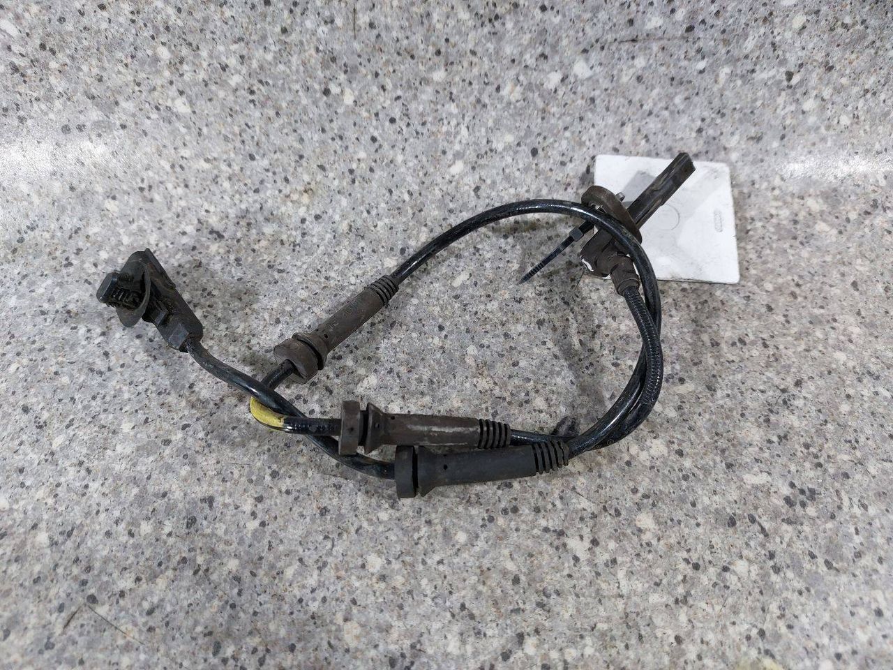 датчик ABS Dacia Logan 2 поколение (2013 - 2016), 1.2 л., i, бензин, 479104225R - фото №1