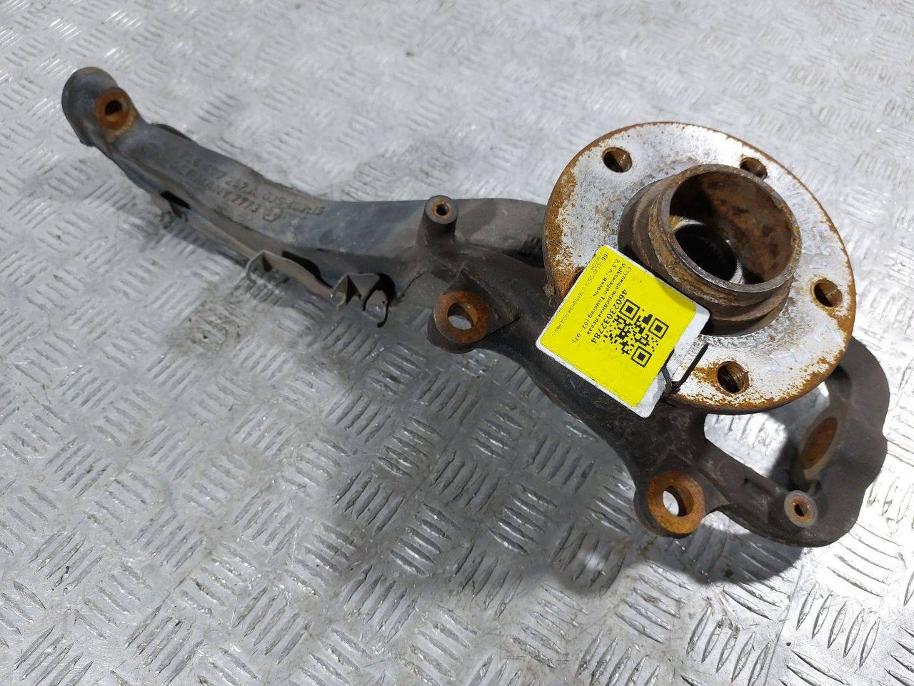 ступица передняя левая Volkswagen Touareg 1 поколение (2002 - 2007), 2.5 л., дизель, 7L6407257A - фото №1