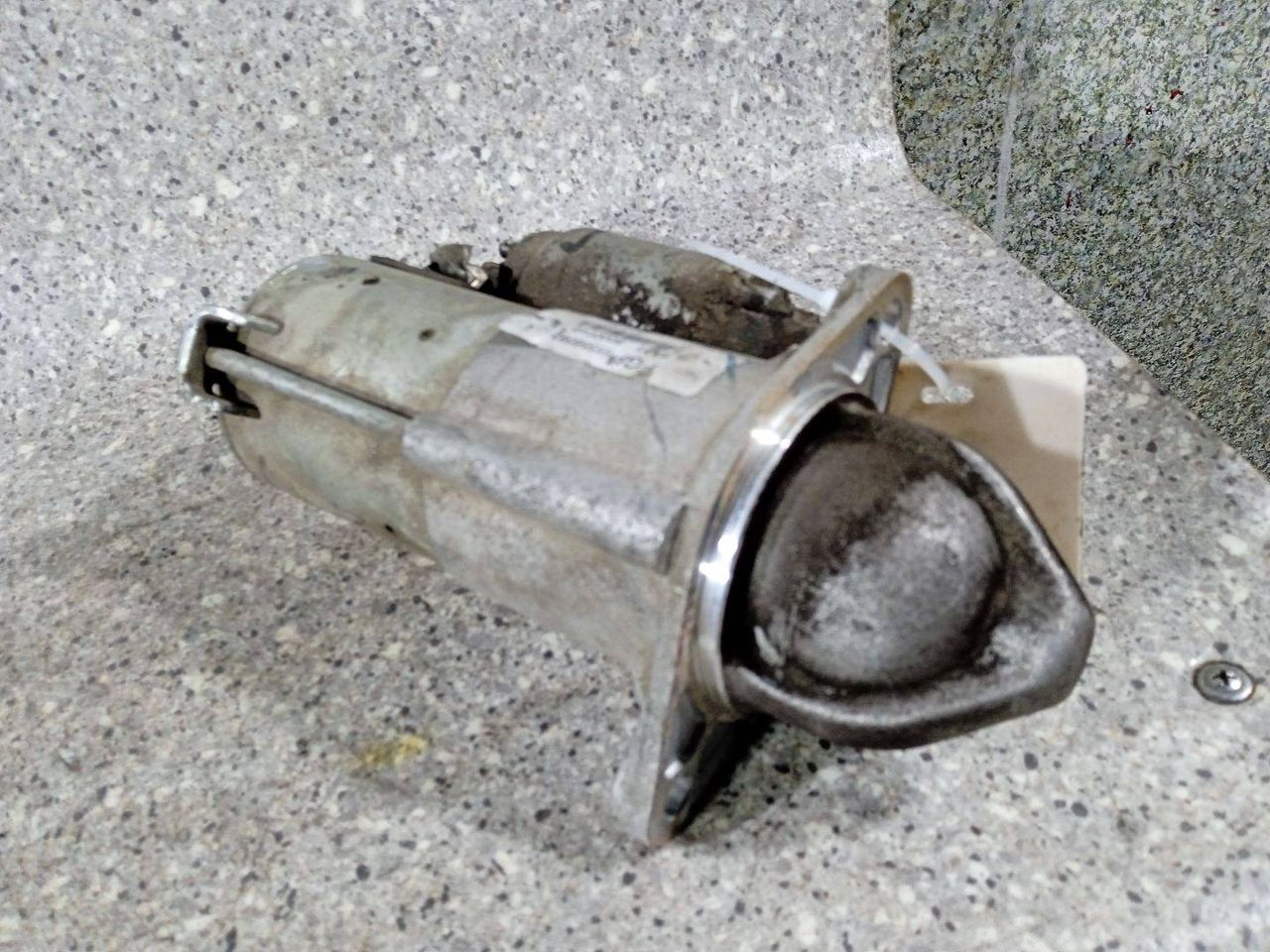 стартер Opel Astra H (2004 - 2007), 1.6 л., i, Z 16 XEP, бензин, 55556092, 6A218000048 - фото №1