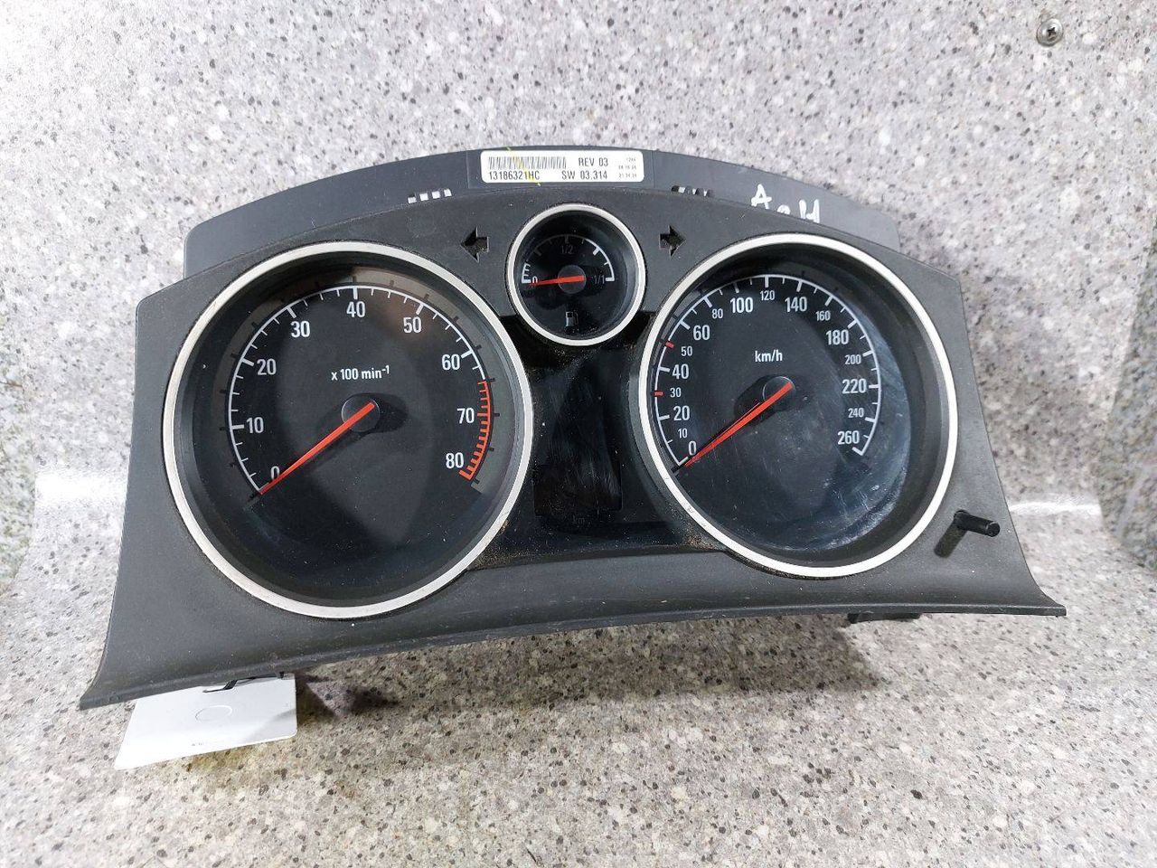 щиток приборов (приборная панель) Opel Astra H (2004 - 2007), бензин, МКПП, 13186321HC, SW03314 - фото №1