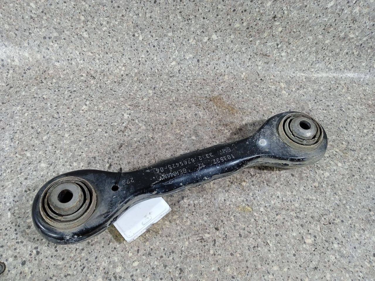 рычаг задний BMW 1 серия E81/E82/E87/E88 (2004 - 2007), 2.0 л., D, M47 D20 (204D4), дизель, МКПП, 33326765425-04 - фото №1