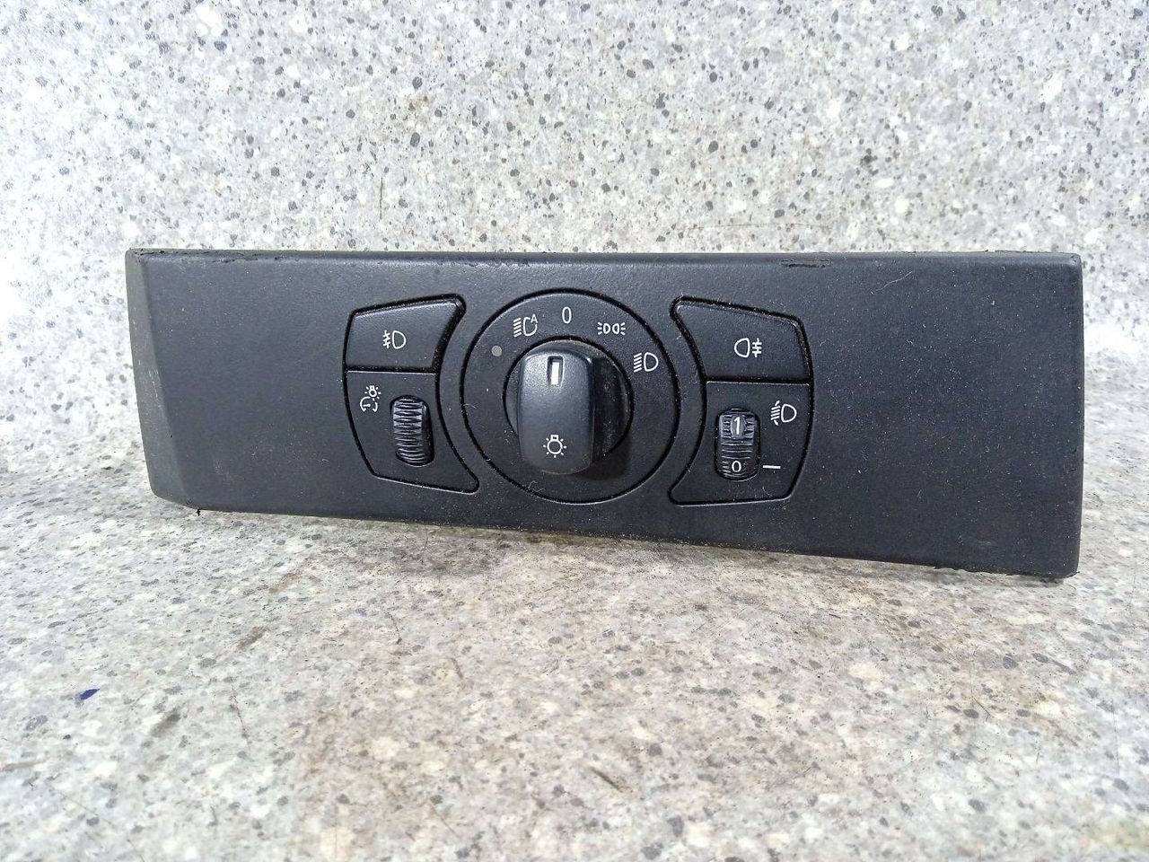 переключатель света BMW 5 серия E60/E61 (2002 - 2007), 2.0 л., D, дизель, АКПП, задний привод, 6925260 - фото №1