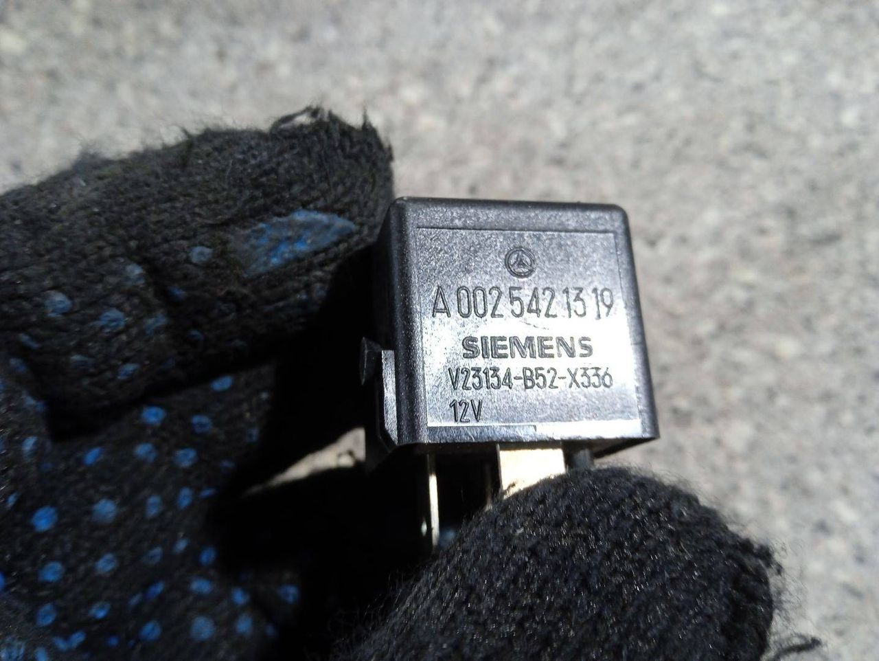 реле (прочие) Mercedes-Benz S-Класс W220 (1998 - 2002), 5.0 л., i, бензин, АКПП, A0025421319, V23134B52X336 - фото №1