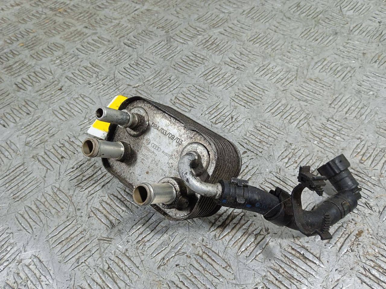 Радиатор охлаждения топлива Volkswagen Touareg 1 поколение (2002 - 2007), 2.5 л., TDi, BAC, дизель, МКПП, полный привод, 7L6203491A - фото №1