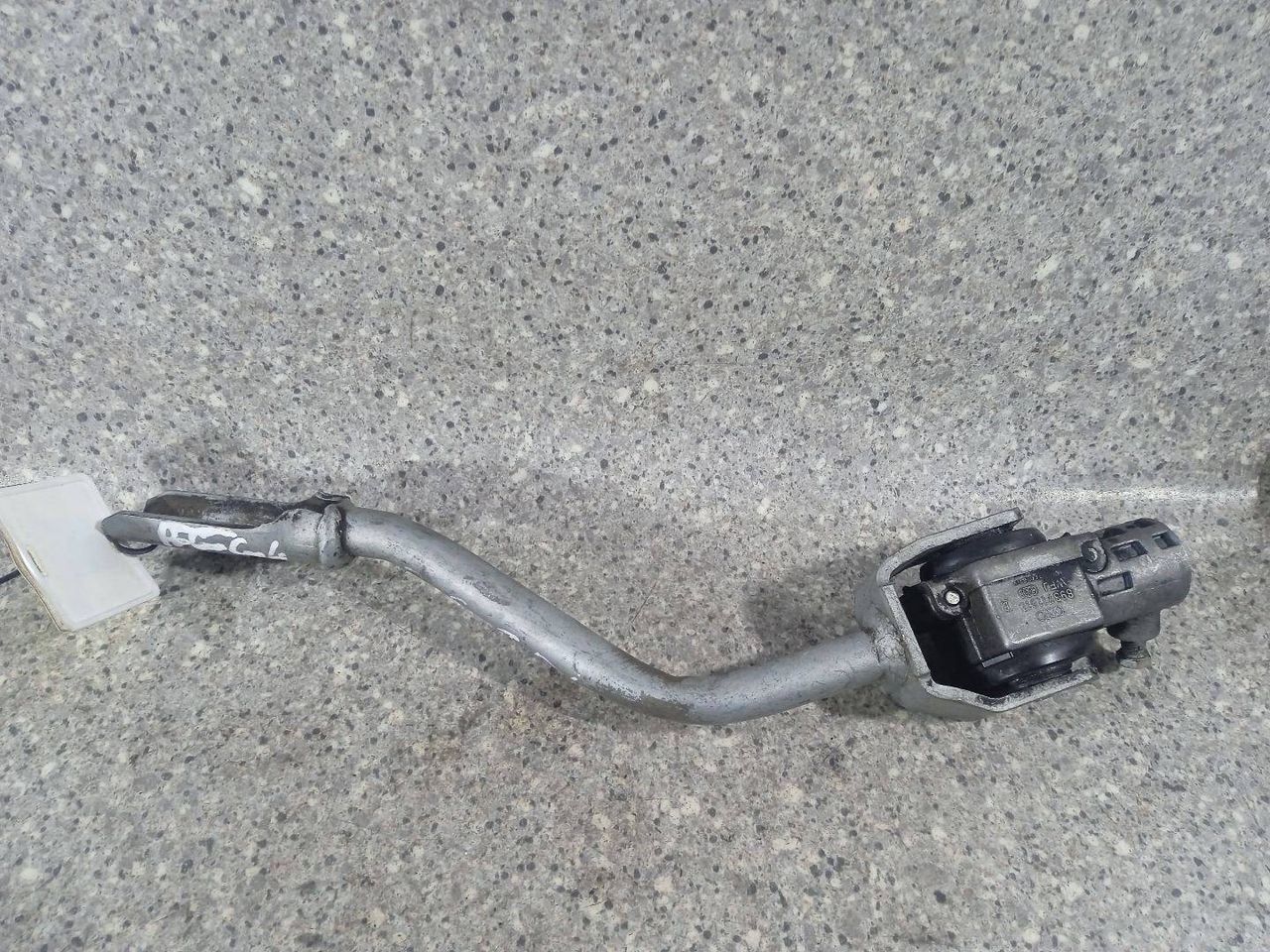 Тяга кулисы КПП Audi A6 4A/C4 (1994 - 1997), 2.5 л., дизель, 893711615 - фото №1