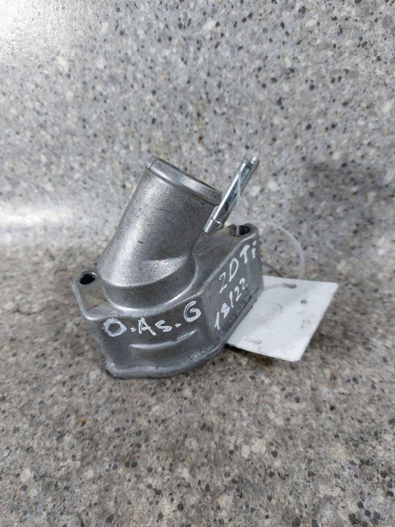 корпус термостата Opel Astra G (1998 - 2009), 2.0 л., Ti, Z 20 LET, бензин, V2196-92 - фото №1