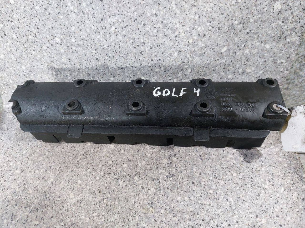 маслозаборник Volkswagen Golf 4 поколение (1997 - 2006), 1.6 л., бензин, 06A103544 - фото №1