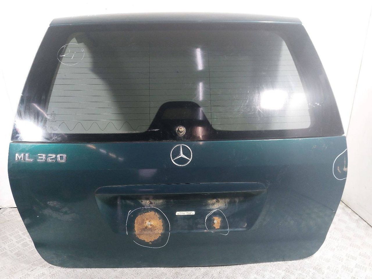 крышка багажника (дверь 3-5) Mercedes-Benz M-Класс W163 (1997 - 2001), A1637400257 - фото №1