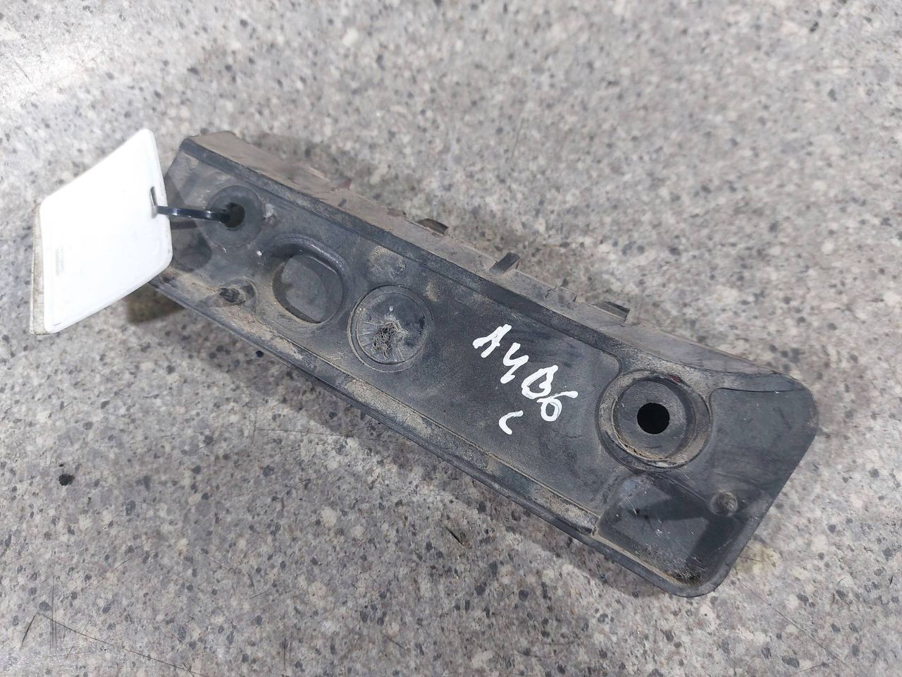 Крепление бампера переднего Audi A4 B6 (2000 - 2006), 8E0807283A - фото №1