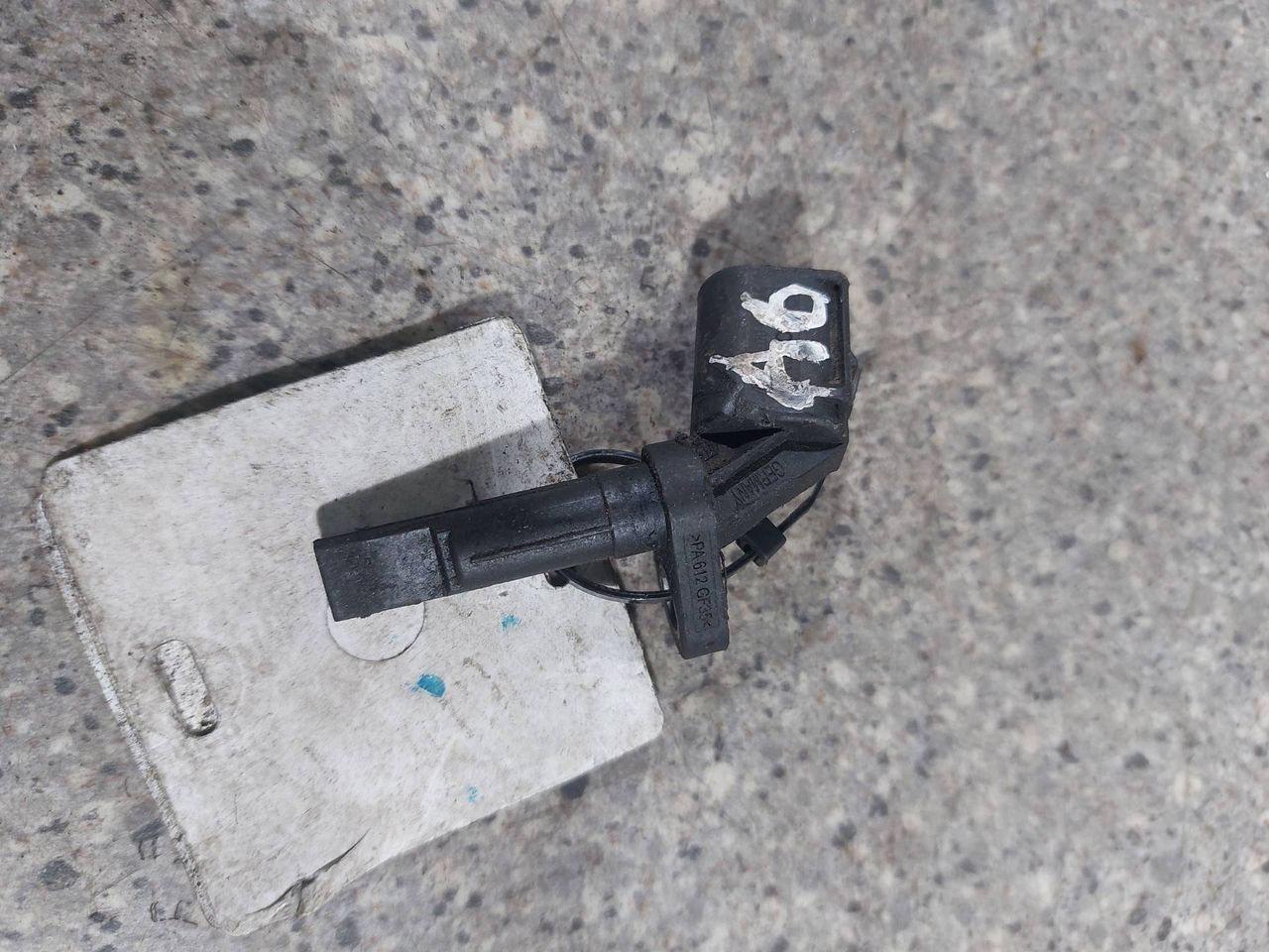 датчик ABS Audi A6 Allroad Quattro C7 (2012 - 2014), 3.0 л., TDi, CLAA, дизель, АКПП, полный привод, 4E0927804F - фото №1
