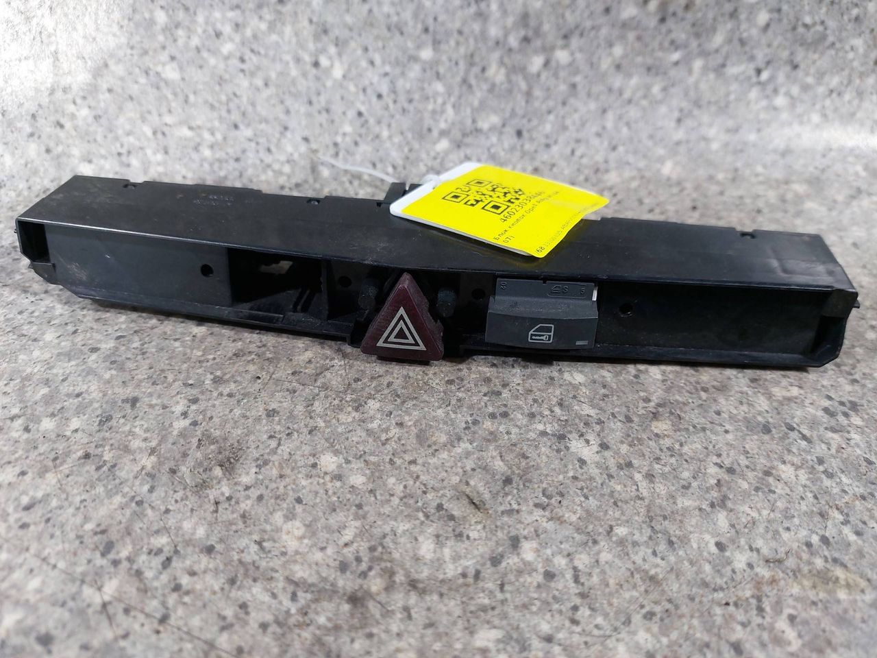 кнопка (выключатель) Opel Astra H (2004 - 2007), 13100105 - фото №1