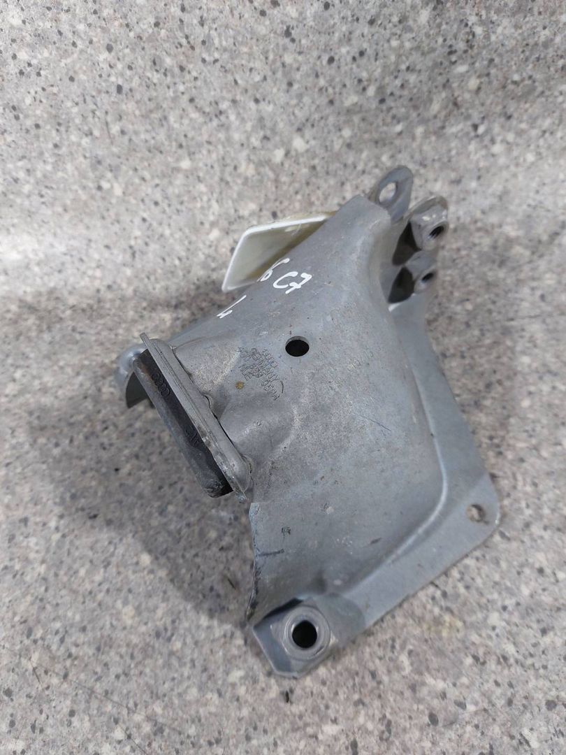 кронштейн (крепление) Audi A6 Allroad Quattro C7 (2012 - 2014), 3.0 л., TDi, дизель, АКПП, 4G0899059A - фото №1
