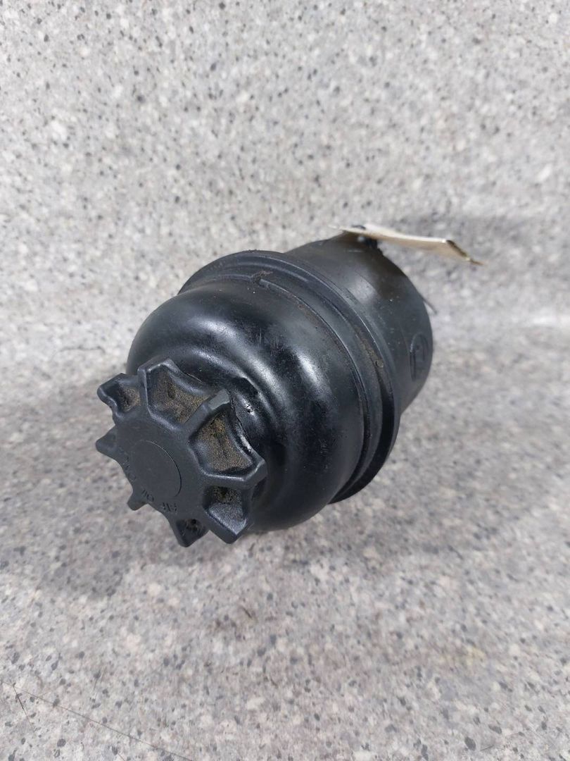 бачок гидроусилителя Volkswagen LT 2 поколение (1996 - 2005), 2.5 л., TDi, ANJ, дизель, МКПП - фото №1