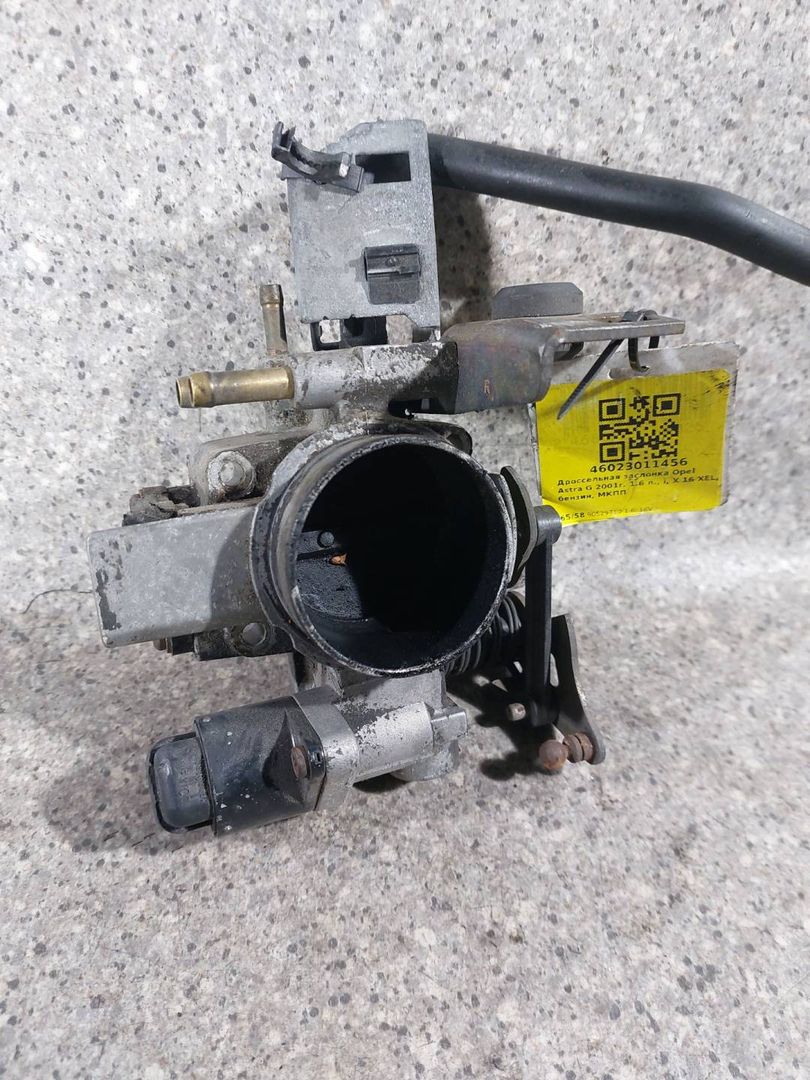 заслонка дроссельная Opel Astra G (1998 - 2009), 1.6 л., i, X 16 XEL, бензин, МКПП, 90529710 - фото №1