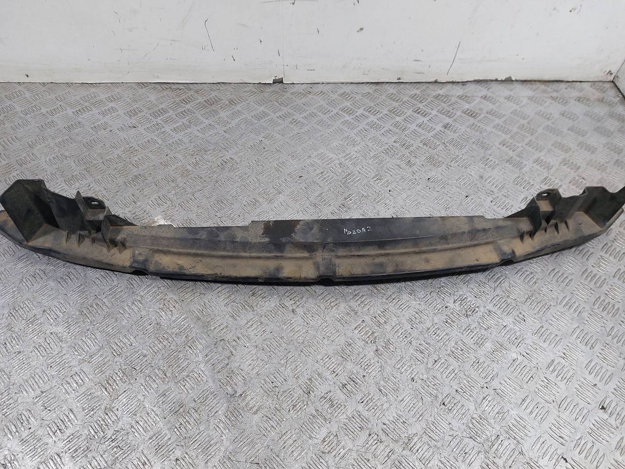 усилитель бампера переднего Mazda 2 DE (2007 - 2010), 1.4 л., TDCi, дизель, МКПП, D01N500S1 - фото №1