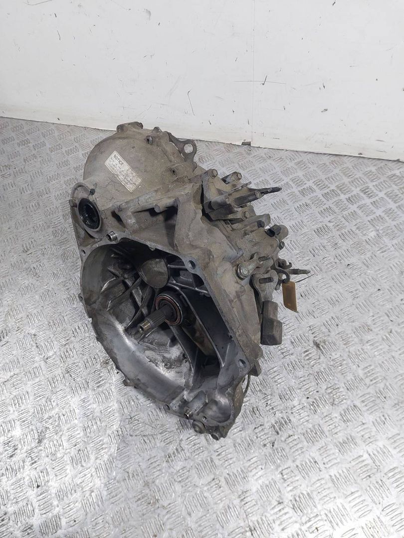 КПП механическая (МКПП) Honda FR-V 1 поколение (2004 - 2009), 2.2 л., cTDi, N22A1, дизель, МКПП, JVF7 - фото №1
