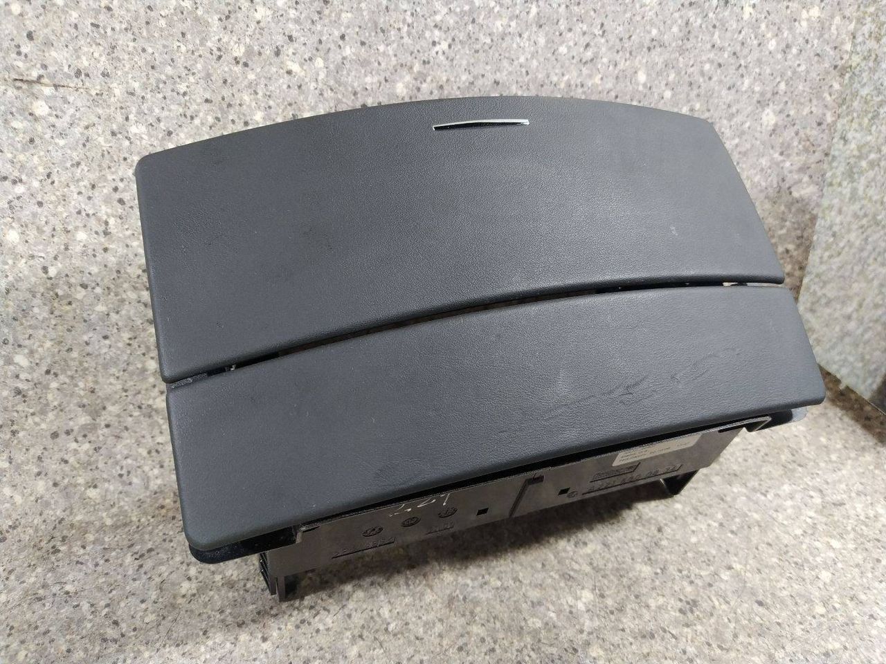 бардачок Mercedes-Benz S-Класс W221 (2005 - 2009), 5.5 л., i, АКПП, задний привод, A2216800834 - фото №1