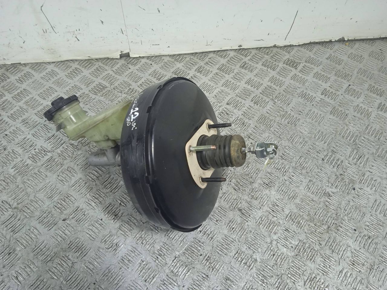 вакуумный усилитель тормозов Honda Accord 8 поколение (2007 - 2011), 2.2 л., i-DTEC, дизель, МКПП, универсал, NM255V-18 - фото №1