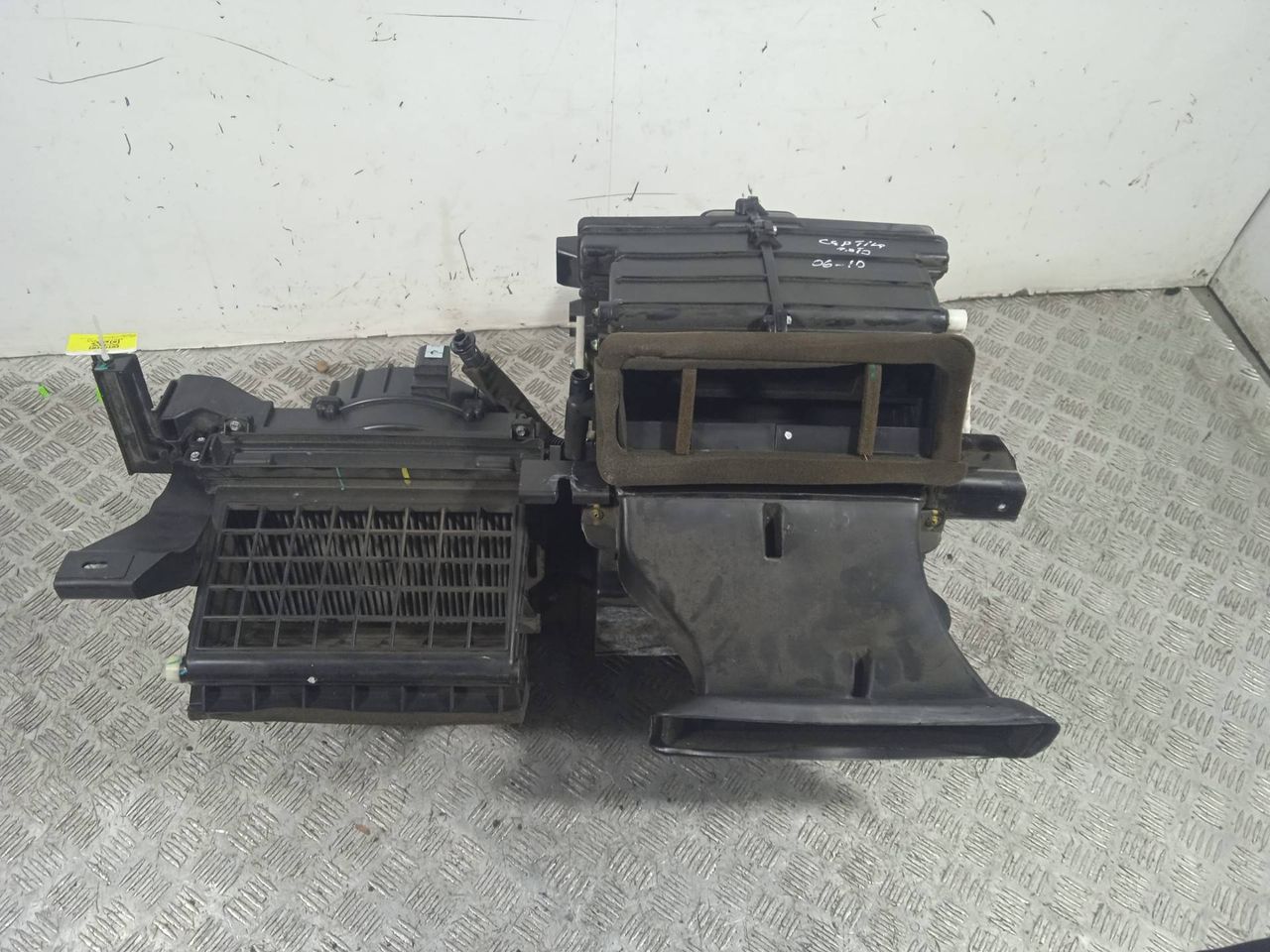 корпус отопителя (печки) Chevrolet Captiva 1 поколение (2006 - 2011), 2.0 л., VCDi - фото №1