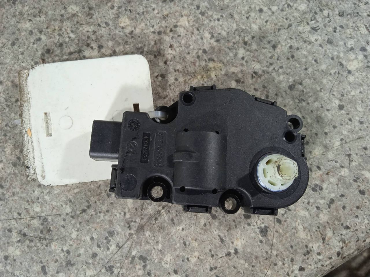 моторчик заслонки печки Mercedes-Benz S-Класс W221 (2005 - 2009), 5.5 л., i, 410475520, 412650750, EFB330 - фото №1