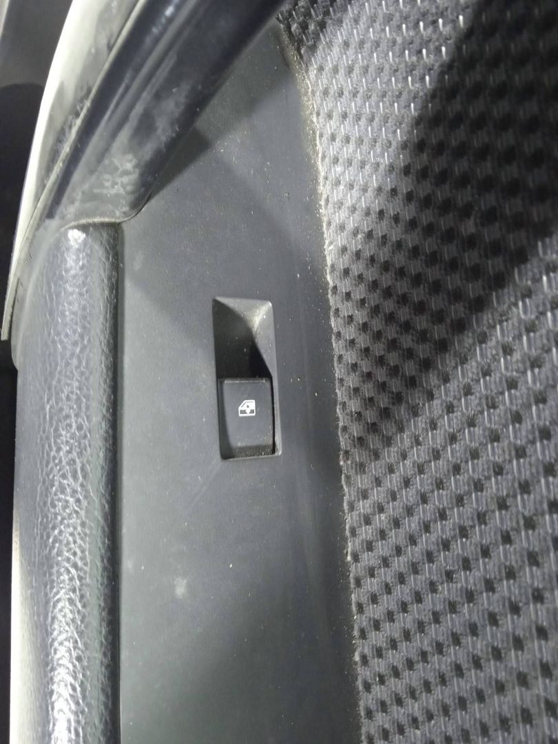 кнопка стеклоподъемника двери Chevrolet Captiva 1 поколение (2006 - 2011) - фото №1
