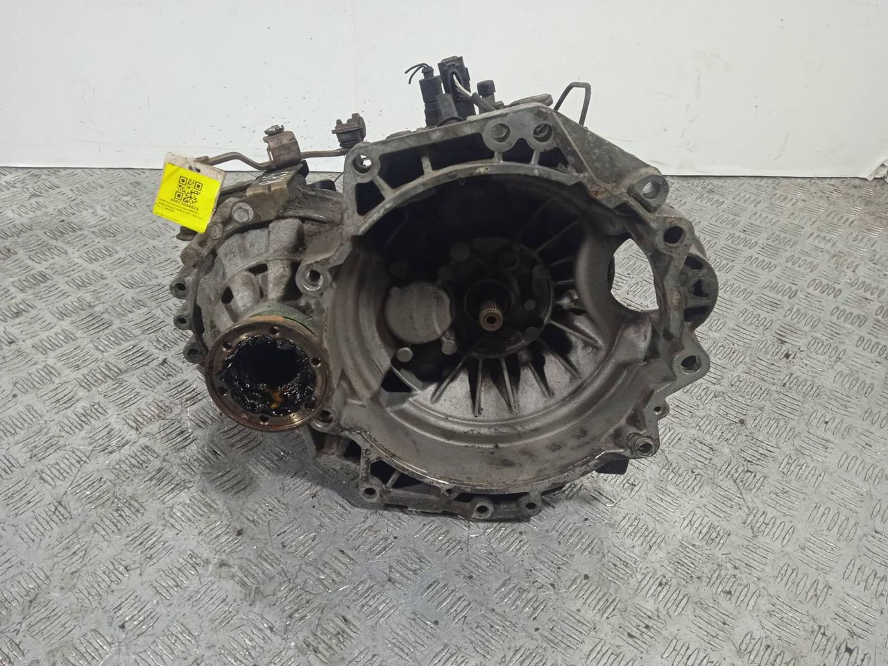 КПП механическая (МКПП) Volkswagen Golf 4 поколение (1997 - 2006), 1.4 л., i, AKQ, бензин, МКПП, DUW - фото №1