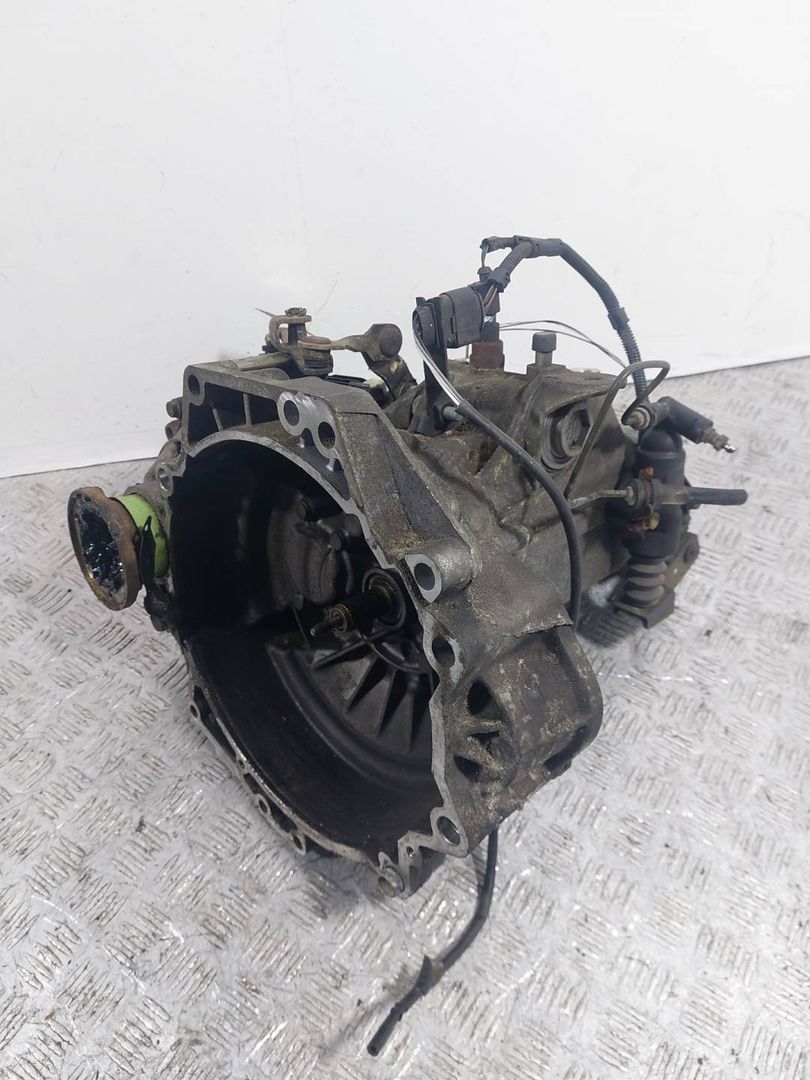 КПП механическая (МКПП) Volkswagen Golf 4 поколение (1997 - 2006), 1.4 л., i, AKQ, бензин, МКПП, ERT - фото №1