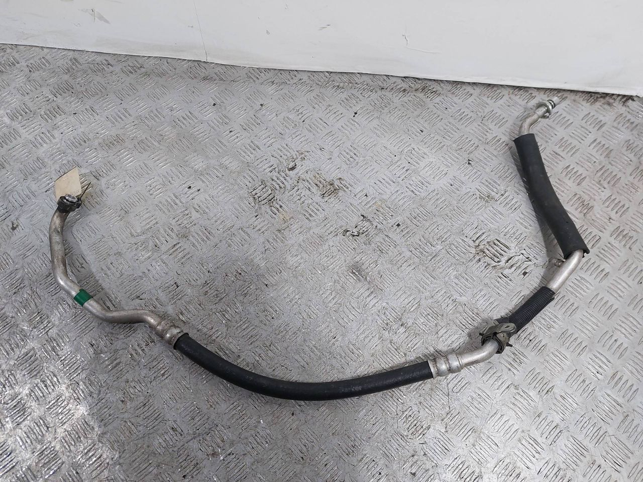 трубка кондиционера Mazda 6 GH (2007 - 2012), 2.0 л., cTDi, RF7J, дизель, МКПП - фото №1