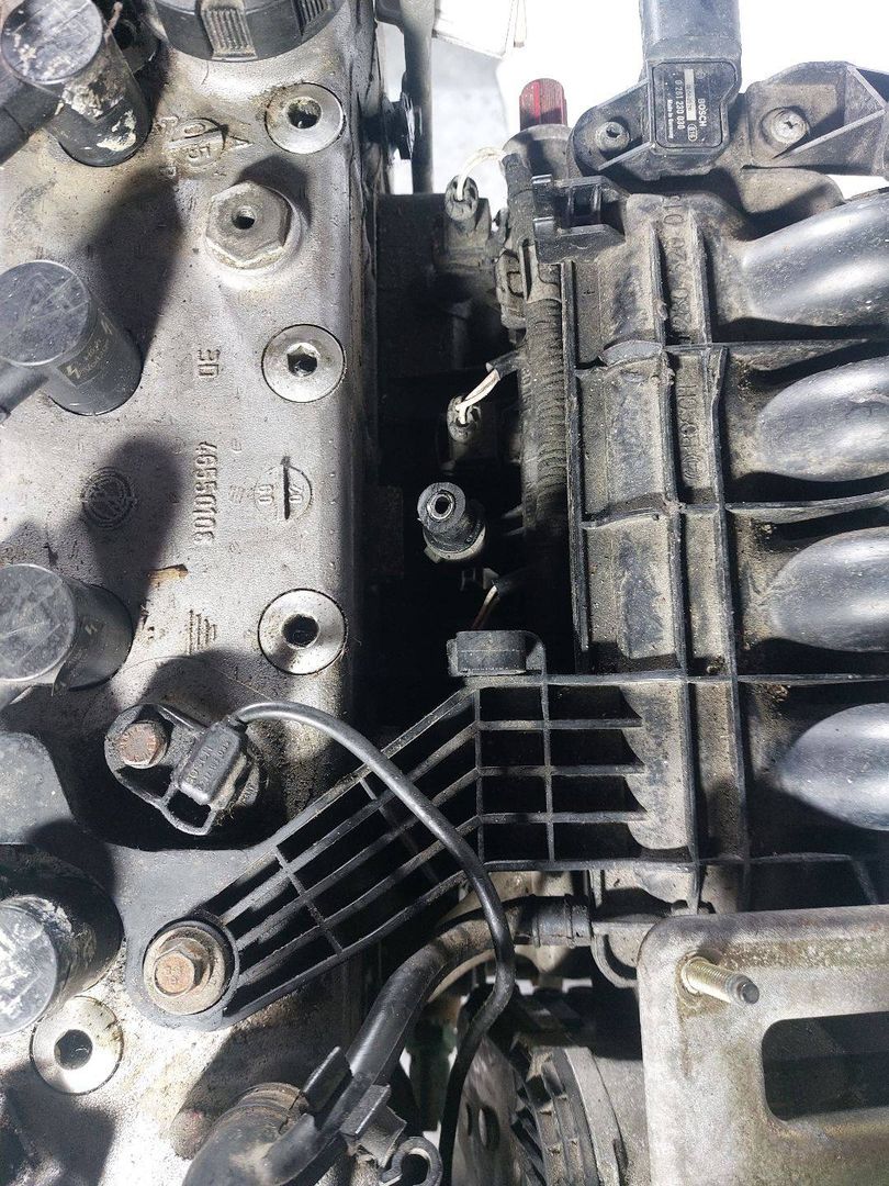 форсунка Fiat Stilo 1 поколение (2001 - 2010), 1.2 л., i, 188 A5.000, бензин, МКПП - фото №1