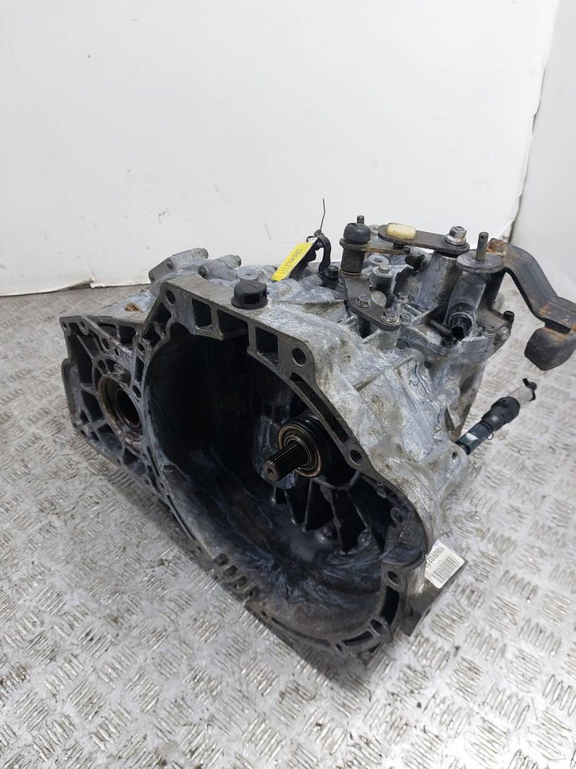 КПП механическая (МКПП) Hyundai Santa Fe 2 поколение (CM) (2005 - 2010), 2.2 л., CRDi, D4EB, дизель, МКПП, полный привод, 43000-38070 - фото №1