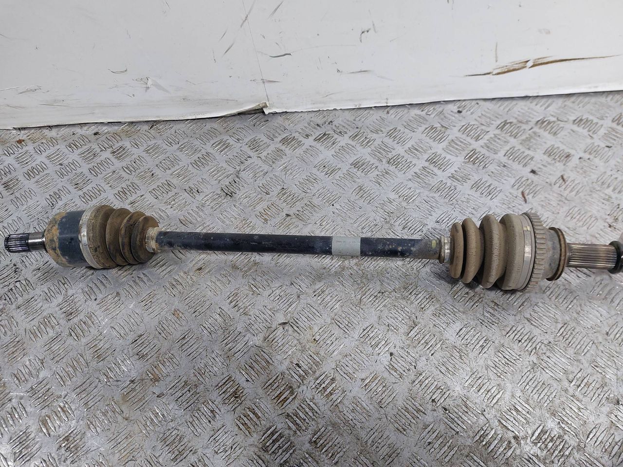 полуось задняя (приводной вал, ШРУС) Hyundai Santa Fe 2 поколение (CM) (2005 - 2010), 2.2 л., CRDi, полный привод, 49600-2B010 - фото №1