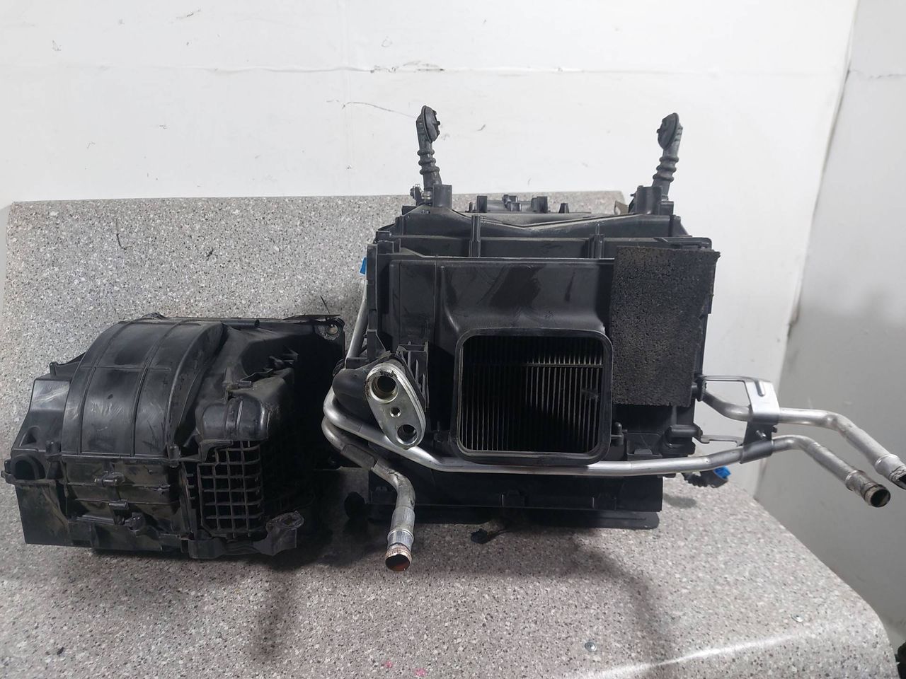 корпус отопителя (печки) Audi A6 4F/C6 (2004 - 2008), 2.4 л., i, 4F1820351J, CZ443110-9218, 4F0820155D, CZ117200-2807 - фото №1
