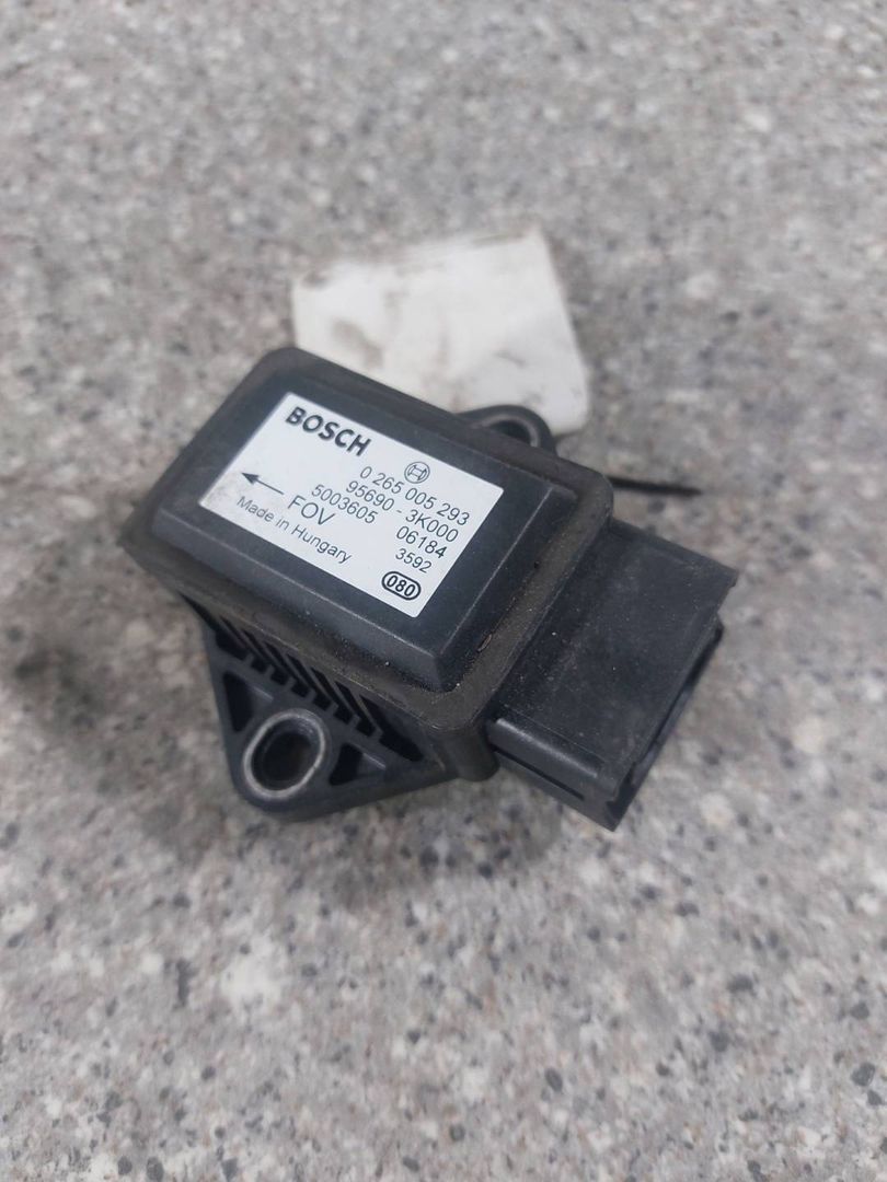 датчик ускорения Hyundai Santa Fe 2 поколение (CM) (2005 - 2010), 0265005293, 95690-3K000 - фото №1