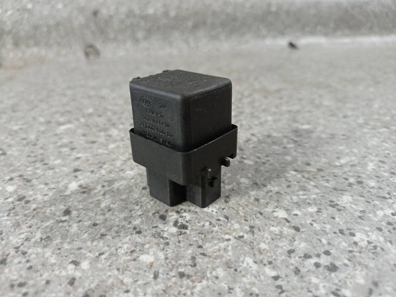 реле (прочие) Nissan Primera P11 (1996 - 2000), 252309F910, 4RD003520-62 - фото №1