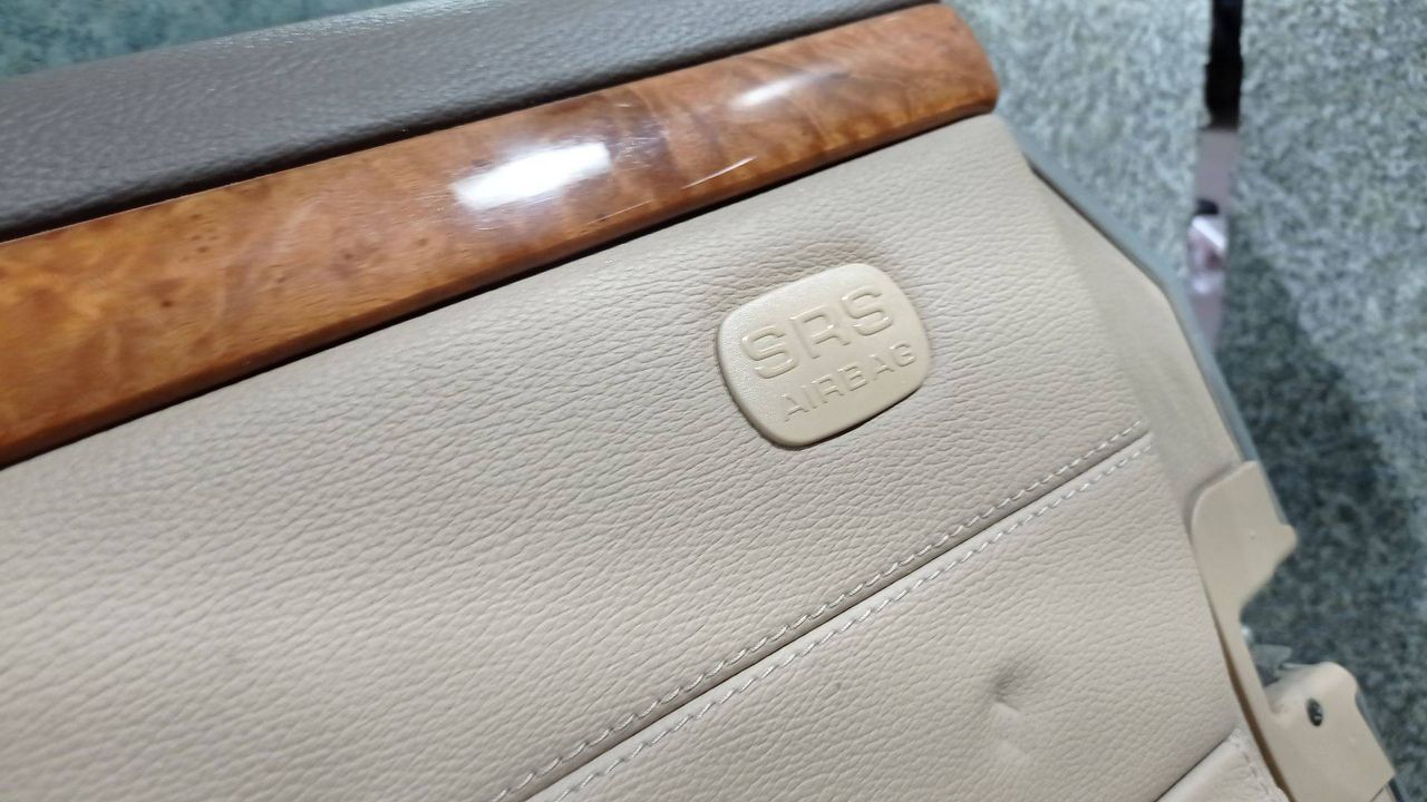 подушка безопасности дверная Mercedes-Benz CL-Класс C215 (1999 - 2002) - фото №1