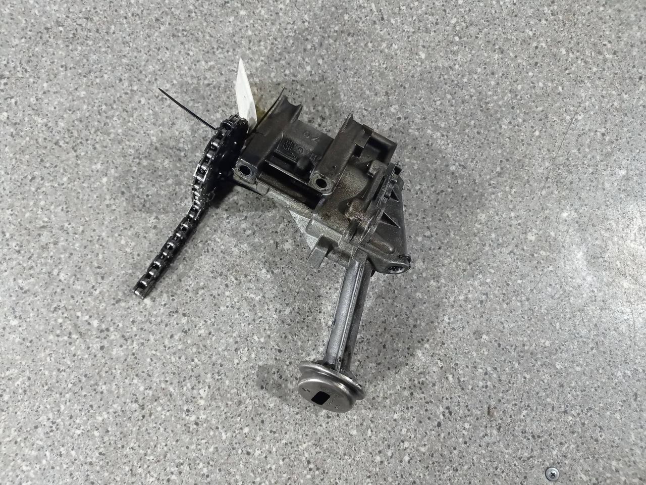 насос масляный Renault Scenic 3 поколение (2009 - 2012), 1.5 л., DCi, K9K 836, дизель, 6МКПП, 8200307174 - фото №1