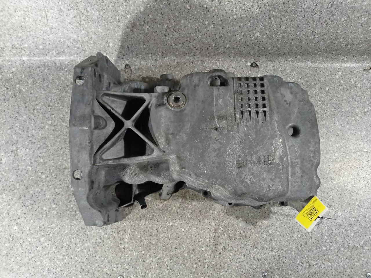 масляный поддон Renault Scenic 3 поколение (2009 - 2012), 1.5 л., DCi, K9K 836, дизель, 6МКПП, 8200451325 - фото №1