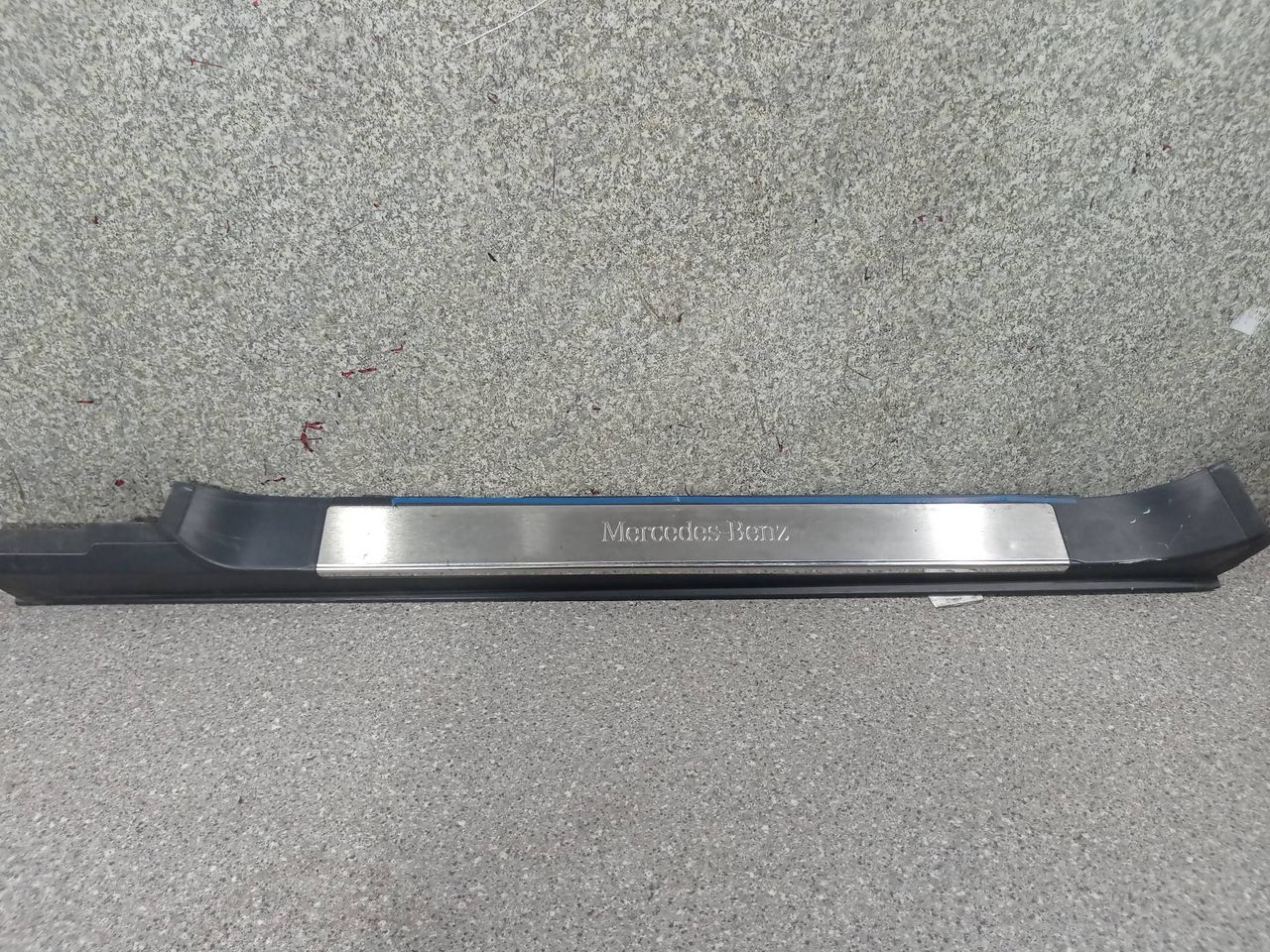 накладка на порог внутренняя Mercedes-Benz CL-Класс C215 (1999 - 2002), A2156800335 - фото №1