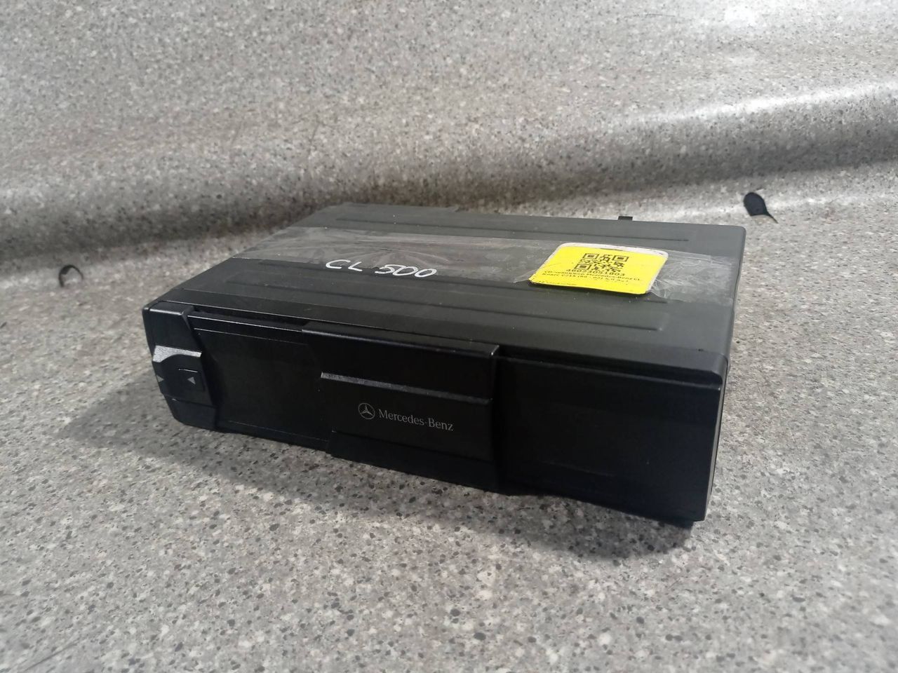 CD-чейнджер Mercedes-Benz CL-Класс C215 (1999 - 2002), 5.0 л., i, A0028207989 - фото №1