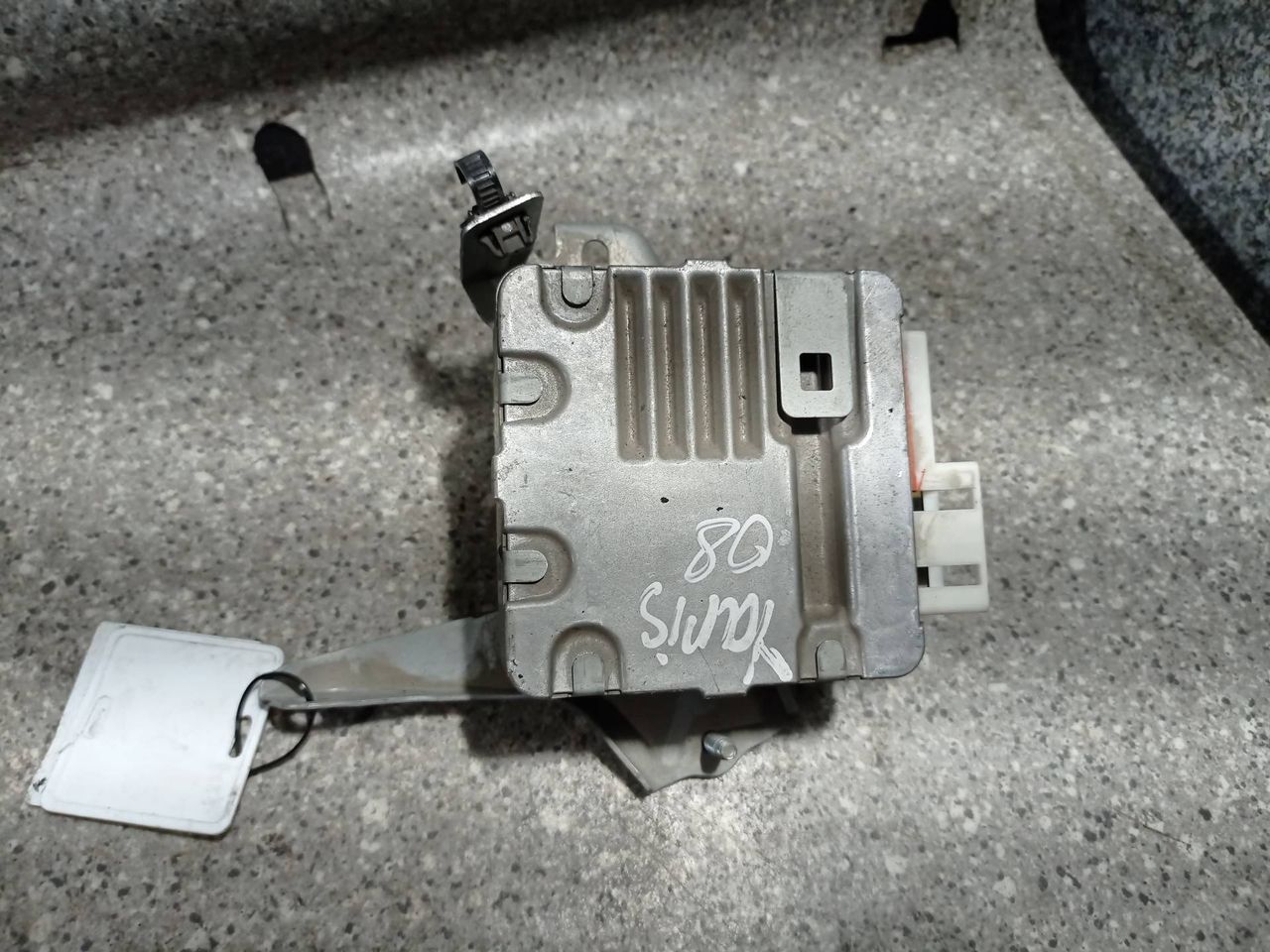 блок управления (другие) Toyota Yaris XP9 (2005 - 2009), 1.4 л., D-4D, дизель, 6900001067, 89650-0D110 - фото №1